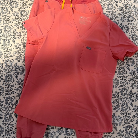 Figs Other - Figs Scrub Set - Pink